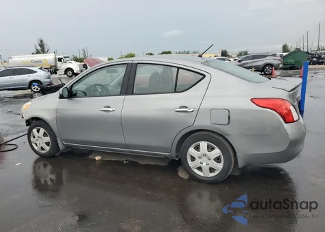 2014 Nissan Versa S from USA, damaged, VIN 3N1CN7AP6EK460575
